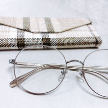 將圖片載入圖庫檢視器 YK3348