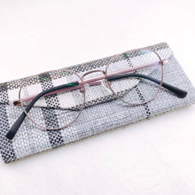 將圖片載入圖庫檢視器 YK3370