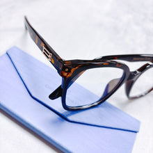 將圖片載入圖庫檢視器 YK3429