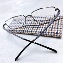 將圖片載入圖庫檢視器 YK3104