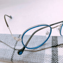 將圖片載入圖庫檢視器 YK2267