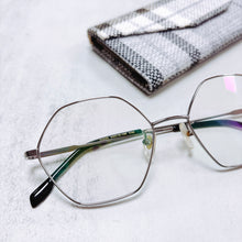 將圖片載入圖庫檢視器 YK3455