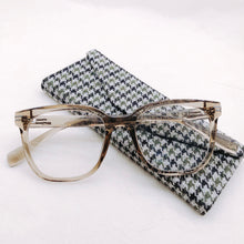 將圖片載入圖庫檢視器 YK2426