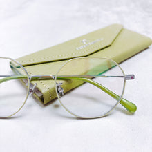 將圖片載入圖庫檢視器 YK3254