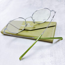 將圖片載入圖庫檢視器 YK3254