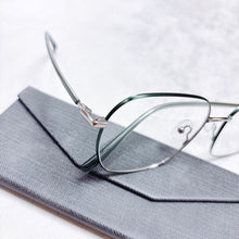 將圖片載入圖庫檢視器 YK3139