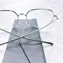 將圖片載入圖庫檢視器 YK3139