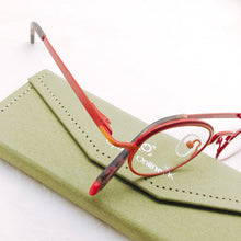 將圖片載入圖庫檢視器 YK2572