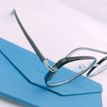 將圖片載入圖庫檢視器 YK2595