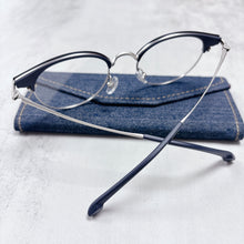 將圖片載入圖庫檢視器 YK3261