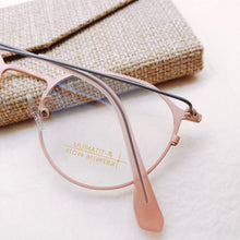 將圖片載入圖庫檢視器 YK2674