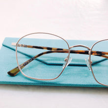 將圖片載入圖庫檢視器 YK2747