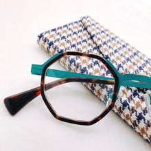 將圖片載入圖庫檢視器 YK2770