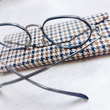 將圖片載入圖庫檢視器 YK2928