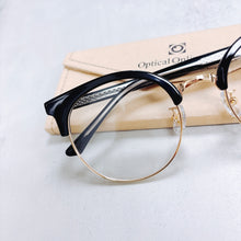 將圖片載入圖庫檢視器 YK3072