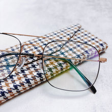 將圖片載入圖庫檢視器 YK3200