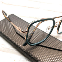 將圖片載入圖庫檢視器 YK3056