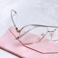 將圖片載入圖庫檢視器 YK3467