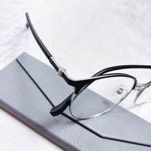 將圖片載入圖庫檢視器 YK3397